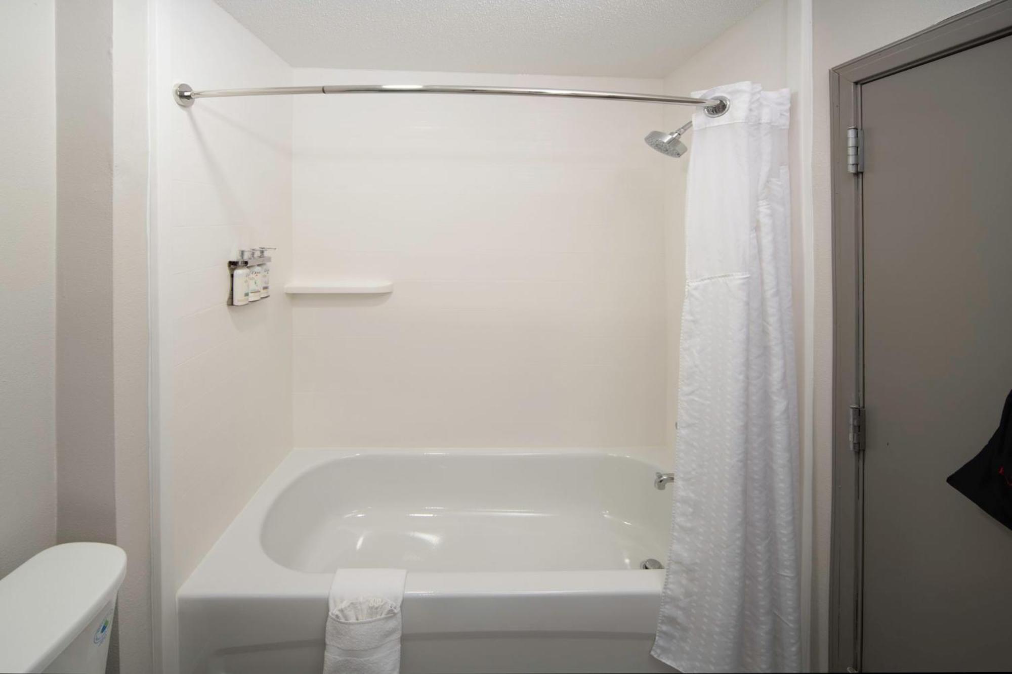 Holiday Inn Express & Suites Indianapolis - East By Ihg Luaran gambar