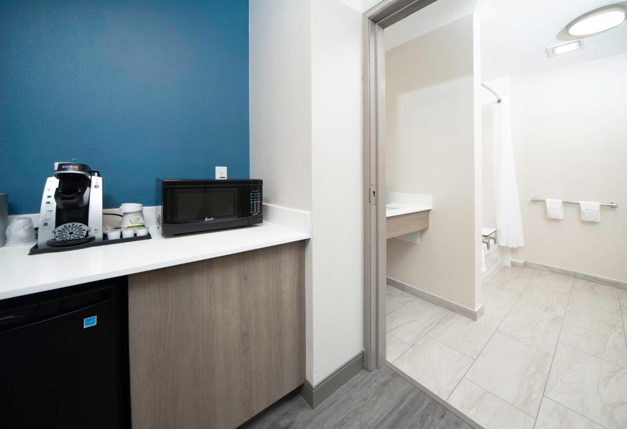 Holiday Inn Express & Suites Indianapolis - East By Ihg Luaran gambar