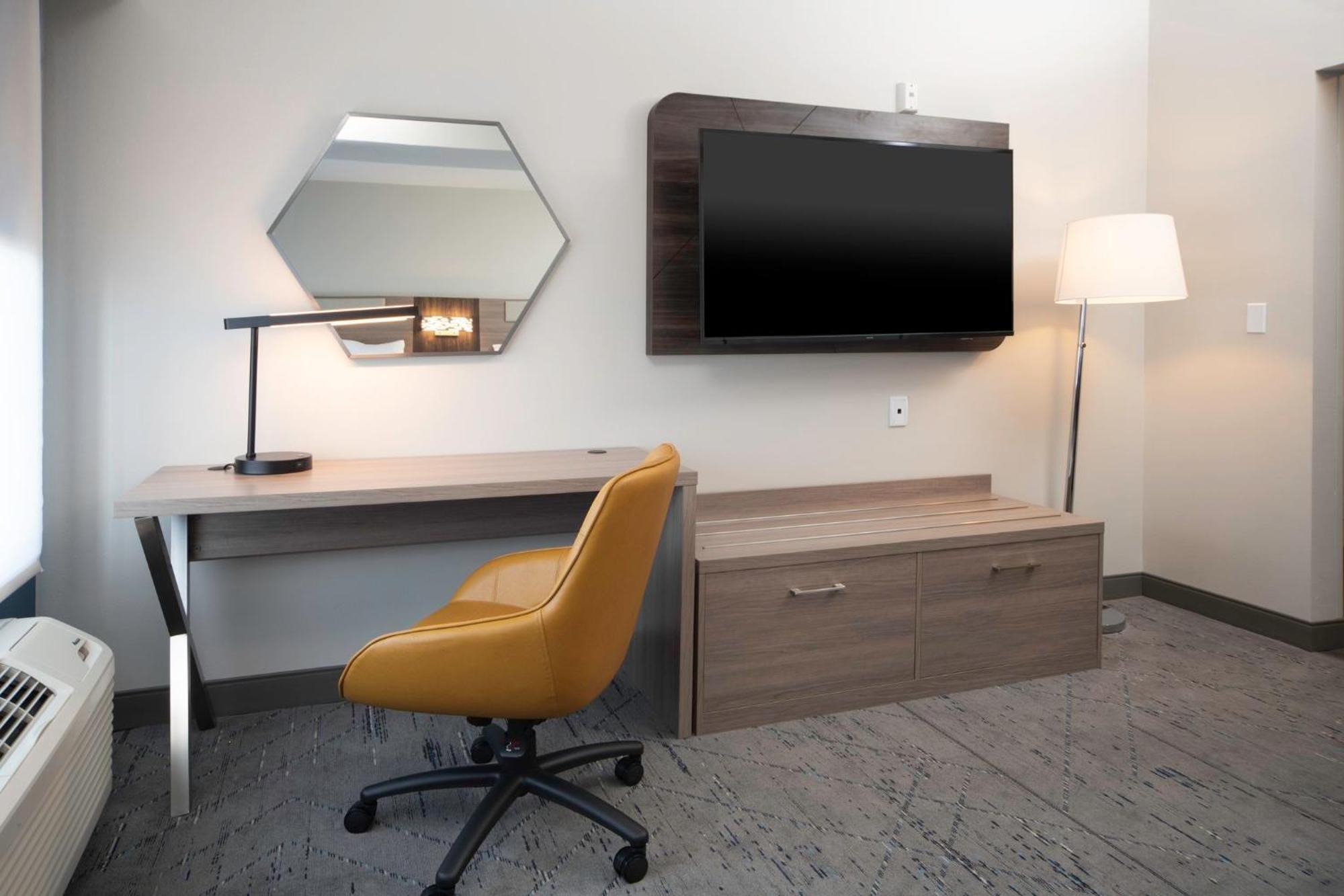 Holiday Inn Express & Suites Indianapolis - East By Ihg Luaran gambar
