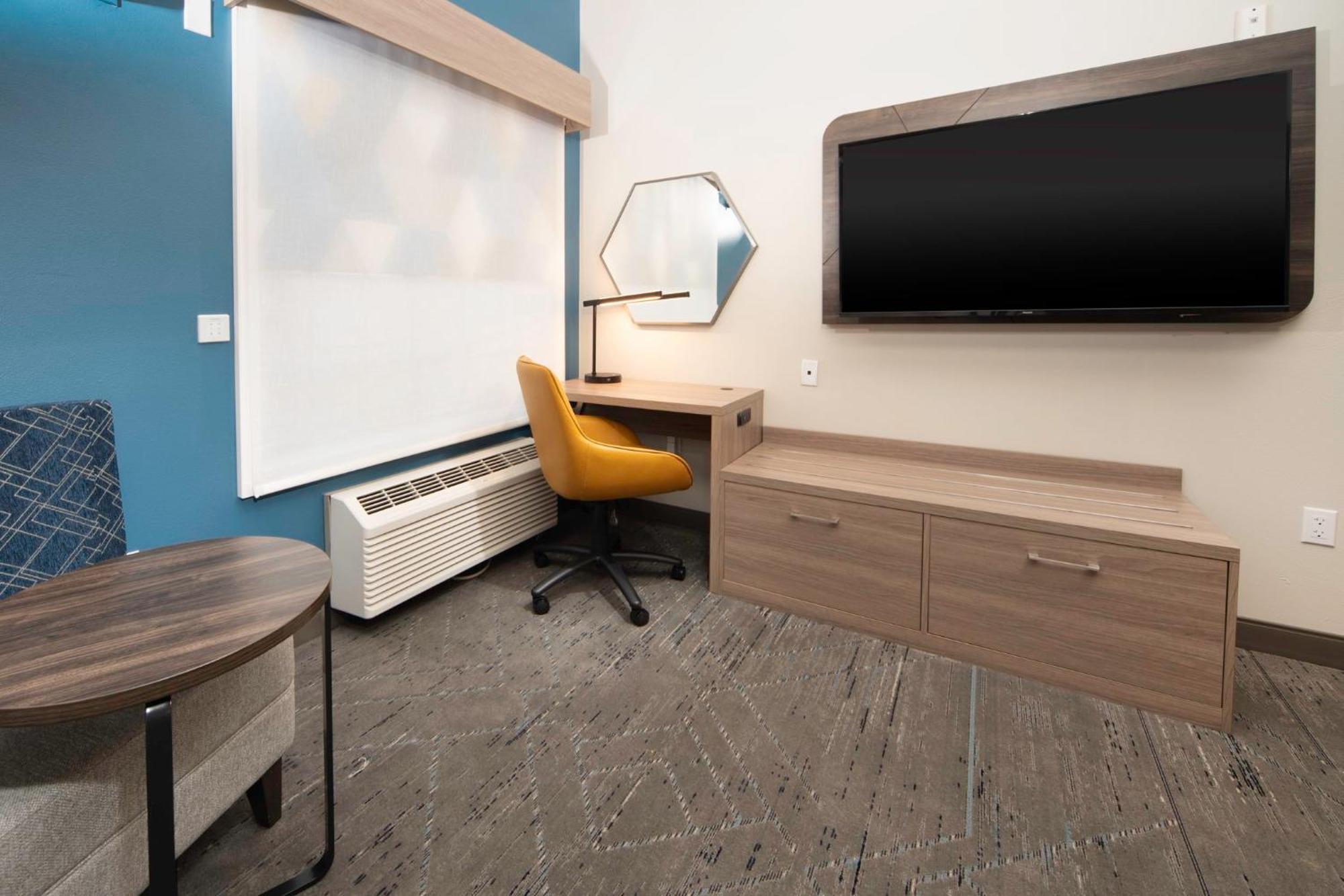 Holiday Inn Express & Suites Indianapolis - East By Ihg Luaran gambar