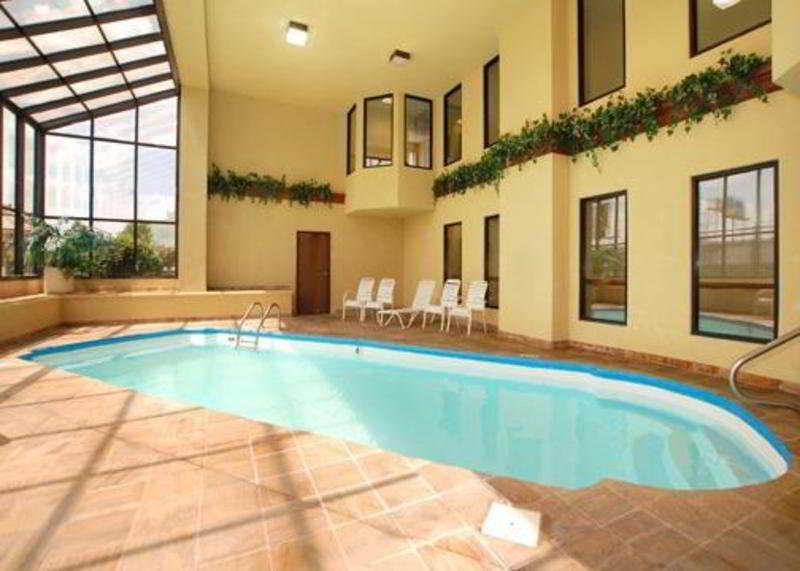 Holiday Inn Express & Suites Indianapolis - East By Ihg Luaran gambar